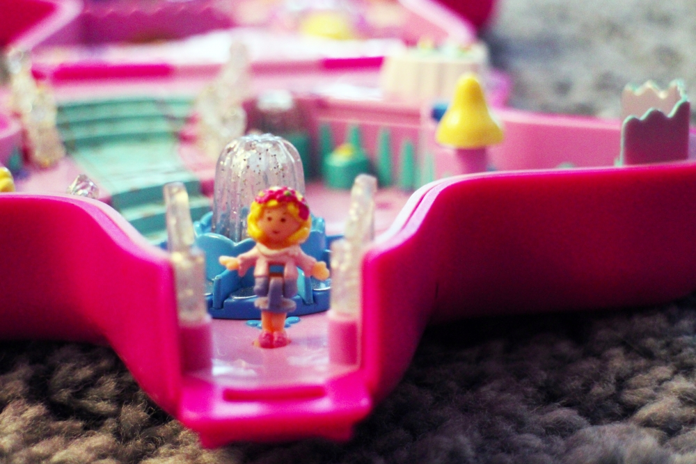 Polly Pocket Château Étoilé Vintage - Avec Figurines Polly, Prince, Licorne, Carrosse - Jouet Enfant