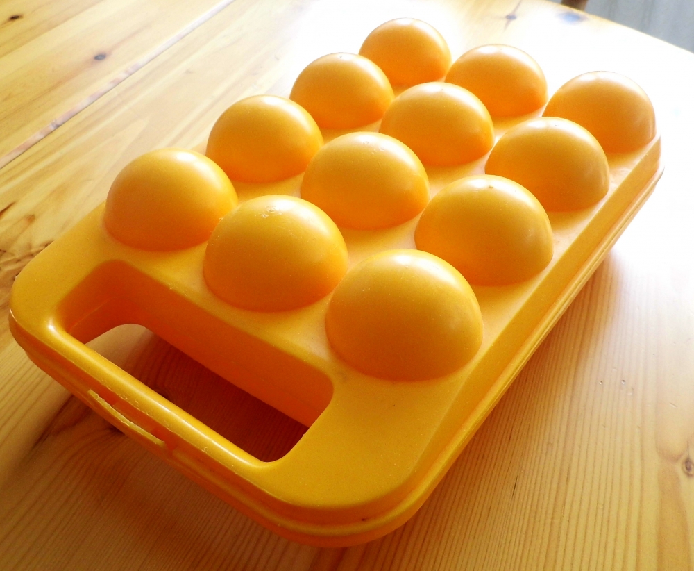 Boîte a oeuf plastique jaune – Luckyfind