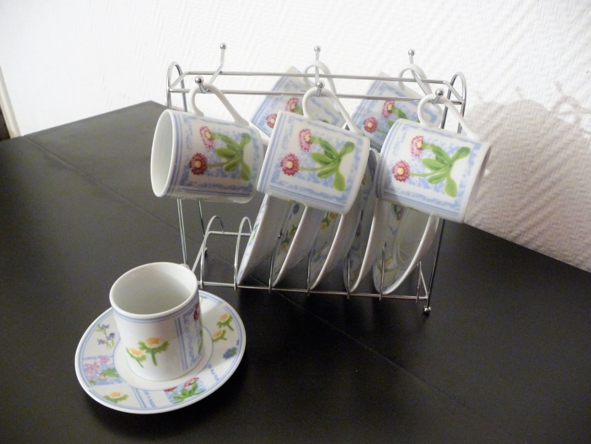 Set de 6 Tasses à thé avec Dessous de Tasses en Céramique Blanche Paris
