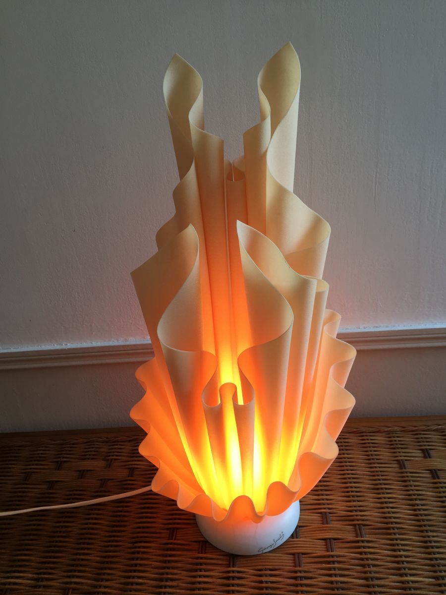 Lampe Georgia Jacob modèle Corolle Lampe Georgia Jacob modèle Corolle