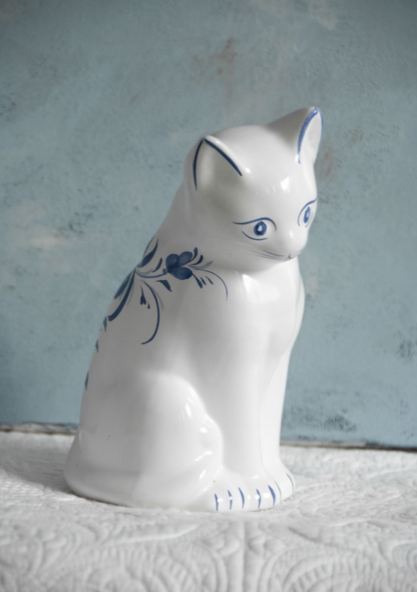 Statuette Chat En Faience Luckyfind