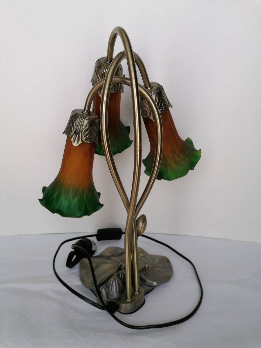 Lampe style art déco 3 tulipes – Luckyfind