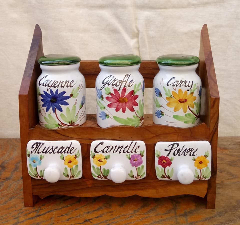 Ancienne étagère à épices Luckyfind