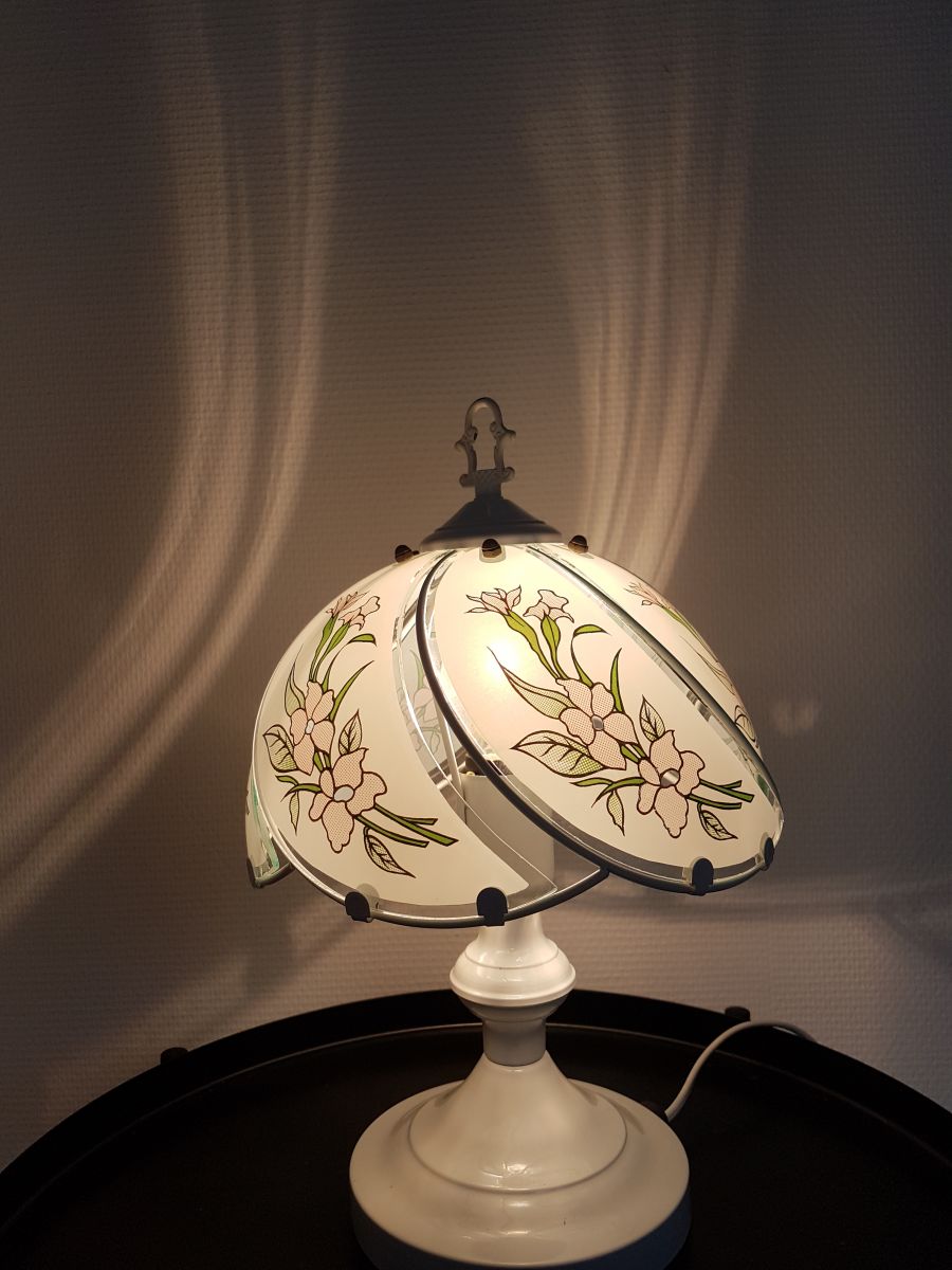 Lampe à poser / lampe de chevet - très originale – Luckyfind