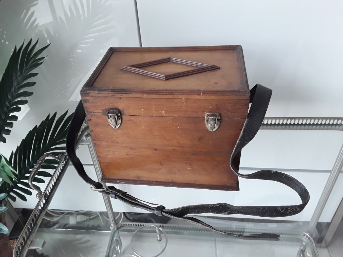 Ancienne boite bois portative rangement pêche autre – Luckyfind
