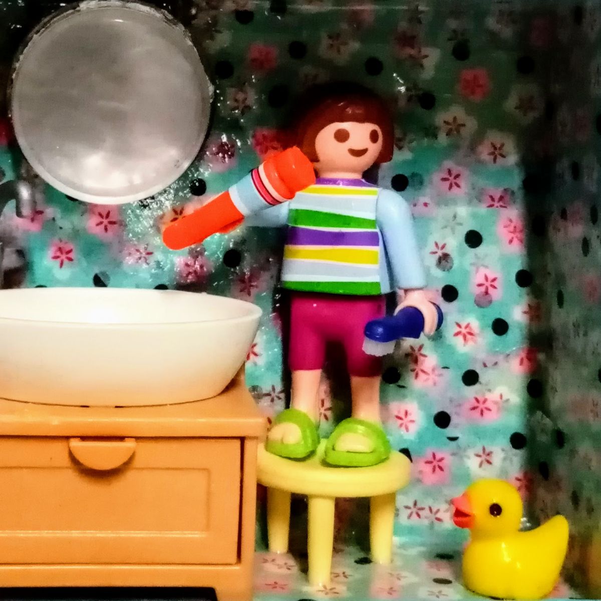 Cadre salle de bains Playmobil avec canard jaune – Luckyfind