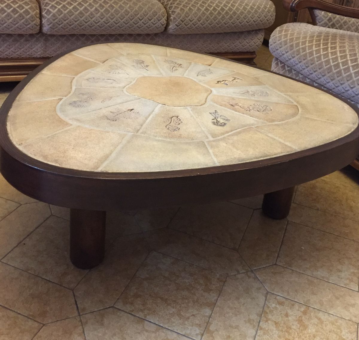 Table basse Vallauris signée Barrois Luckyfind
