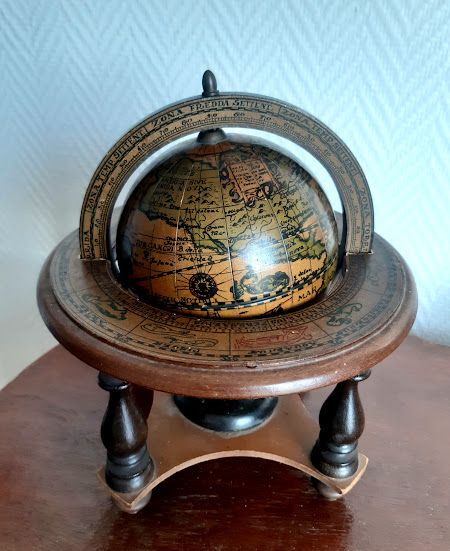 Mappemonde Armando style Vintage globe terrestre de bureau ajouré