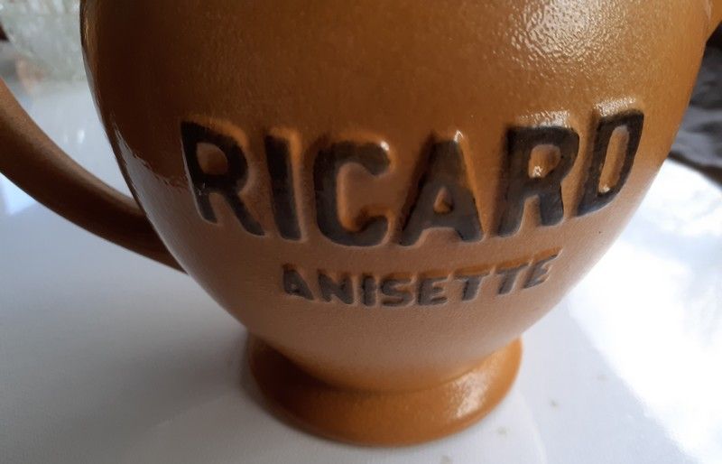Pichet / carafe en grès publicitaire Ricard - Anisette, Ateliers de  céramique Picard - Début de Série