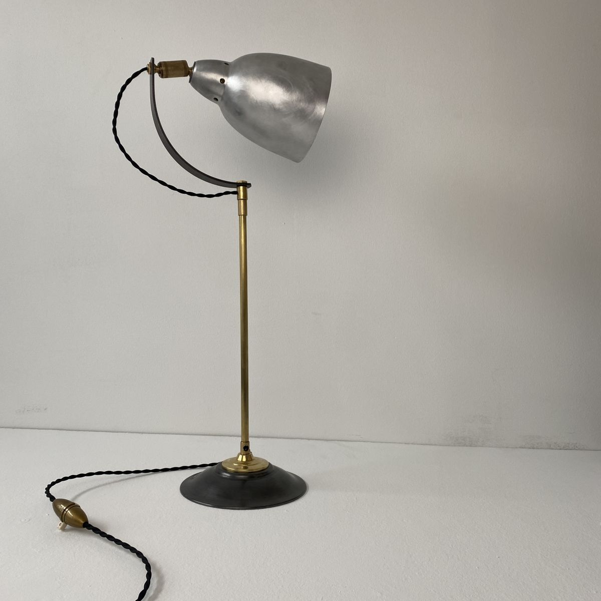 ANCIENNE LAMPE D'ATELIER INDUSTRIEL 1950 – Luckyfind