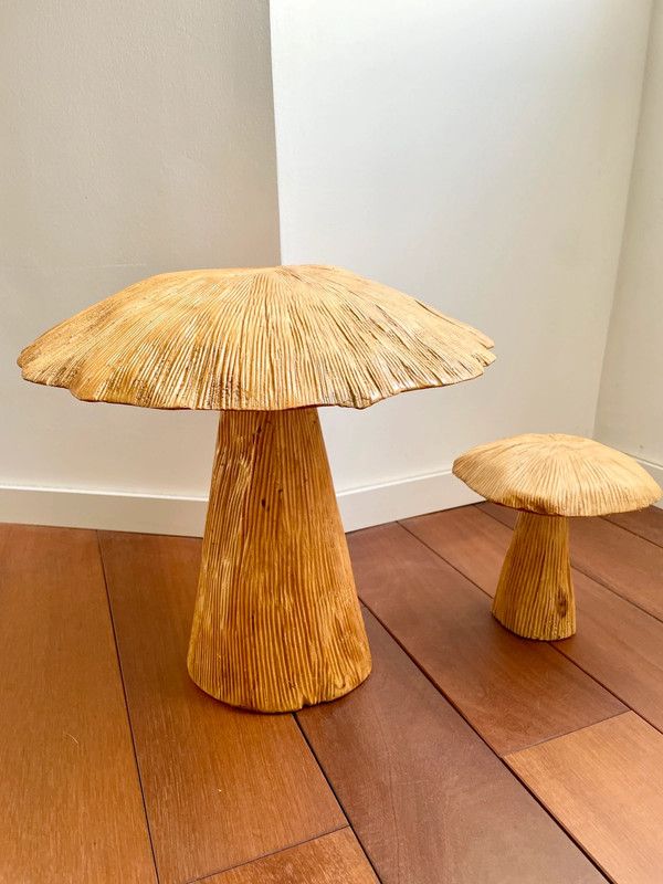 Sculpture champignons taillés à la main
