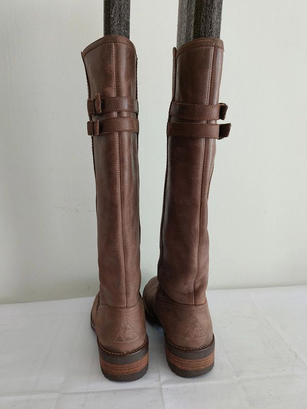 228C Le coq Sportif tres jolies bottes en cuir 38 Luckyfind