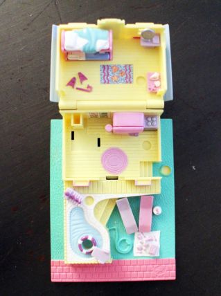 Maisonnette avec piscine Polly Pocket vintage
