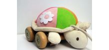Peluche tortue à roulettes