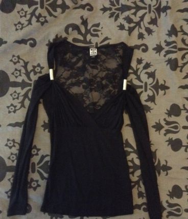 Top dentelle manches longues