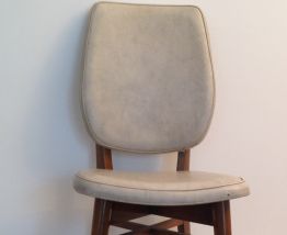 Chaise de style scandinave vintage des années 70 