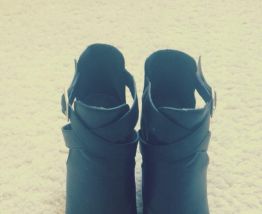 Bottines noires ajourées