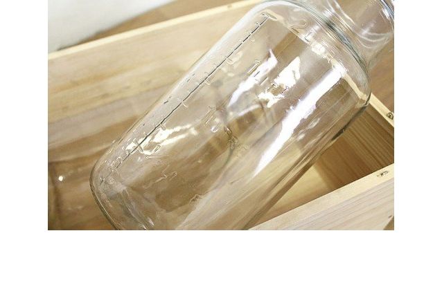 Lot de 2 bocaux en verre gradués anciens