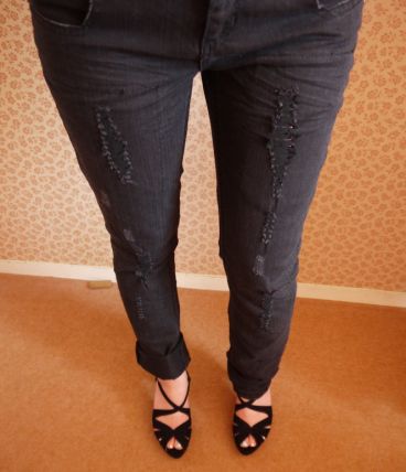 Jean skinny slim destroy sequin noir T38
