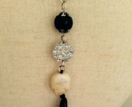 Collier sautoir de créateur