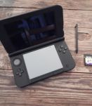 Console nintendo 3DS XL black/silver + jeux