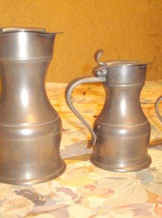 Pichets en Etain