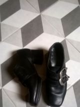 Jolies derbies très rétro/vintage