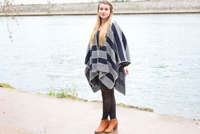 Poncho NEUF