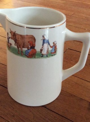 Pot à lait vintage, enfants à la ferme
