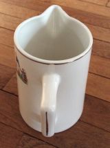 Pot à lait vintage, enfants à la ferme