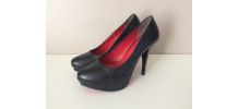 Chaussures escarpins  Martens 