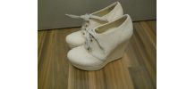 Bottines Compensées Beiges Cosmoparis 