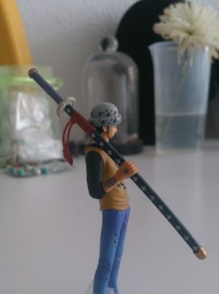 Figurine One piece Trafalgar pas cher