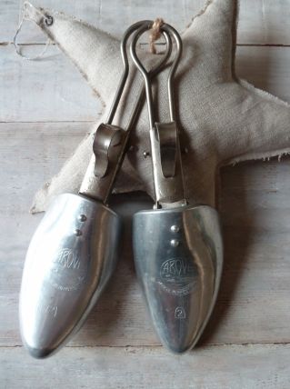 Paire de forme à chaussures