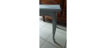 table basse gris pastel 