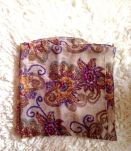  Foulard fantaisie - motifs floraux multicolores