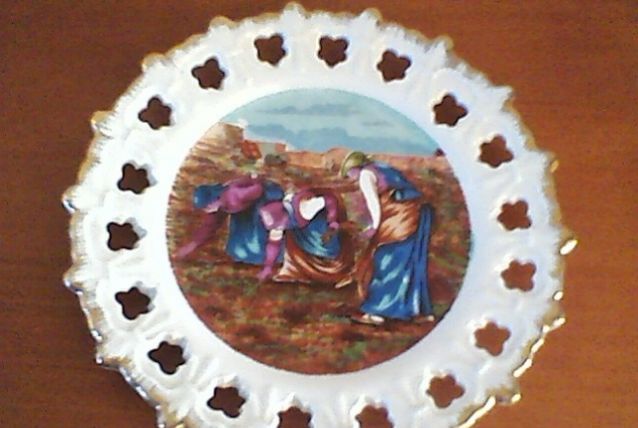 Assiette décorative, scène rurale.