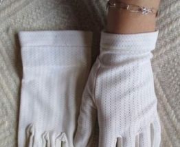 Jolis gants blancs ajourés 7 71/2