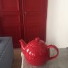 théière rouge
