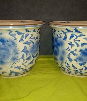 2 Magnifiques POTS de terre Chinois , capacité 10 litres 