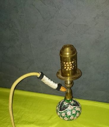 Chicha faite et peinte à la main 
