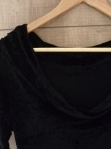 Robe noire manche longue vintage en velours