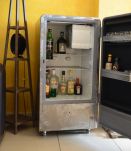 Frigo décliné en bar industriel vintage des années 50