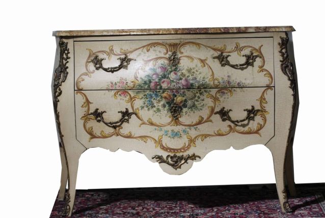 Commode Galbé