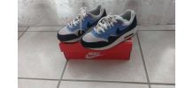 Air max One bleu et blanche Nike taille 36.5