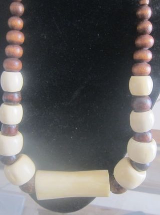 GROS COLLIER OS ET BOIS 