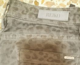 Slim REIKO 