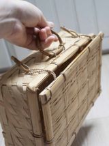 petit boîte / valise en osier
