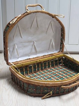 panier osier picnic vert