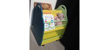 BIBLIOTHEQUE POUR ENFANT A ROULETTES